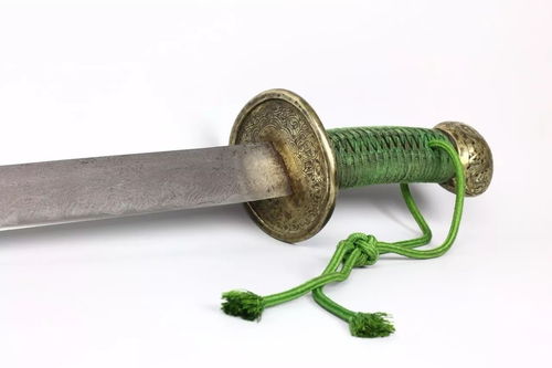 古代的刀匠城会玩 传家宝级别的腰刀,一种刀片秀出两种锻打工艺