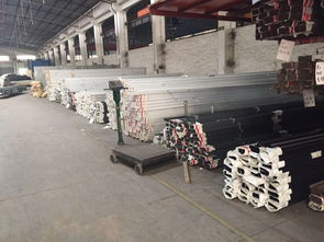 佛山专业挤压生产隐形防护网铝材与纱窗型材金属制品